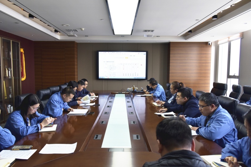 筑牢管理根基 驅(qū)動(dòng)發(fā)展引擎    公司召開2025年度三體系管理評(píng)審會(huì)議，系統(tǒng)謀劃高質(zhì)量發(fā)展路徑